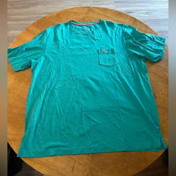 Tommy Bahama - Picture 1 of 2